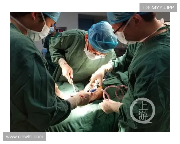 广西外援阿萨莫阿助行器辅助下成功下床行走传来好消息